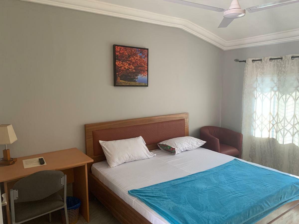 Bonsukoda Lodge Madina Zewnętrze zdjęcie